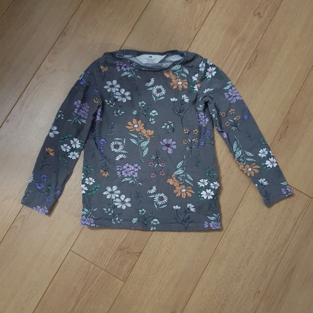 Floral Long sleeved shirt